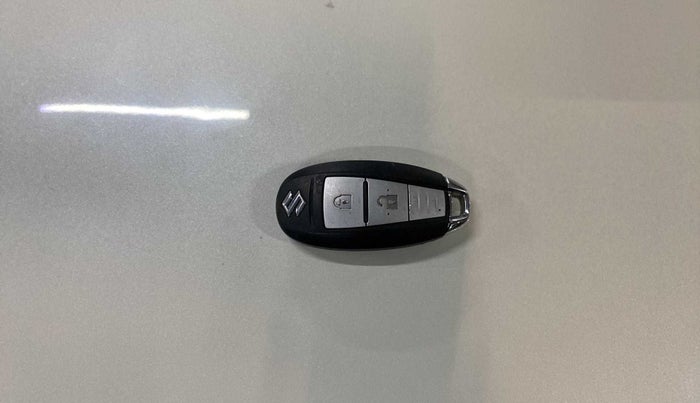 2017 Maruti Baleno ZETA CVT PETROL 1.2, Petrol, Automatic, 28,556 km, Key Close Up