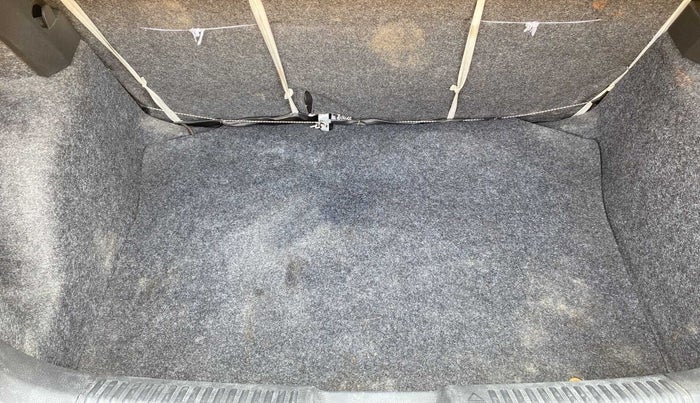 2016 Volkswagen Polo COMFORTLINE 1.2L, Petrol, Manual, 33,463 km, Boot Inside