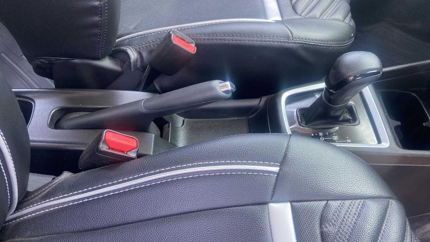 2021 Maruti Swift VXI AMT, Petrol, Automatic, 10,668 km, Gear Lever