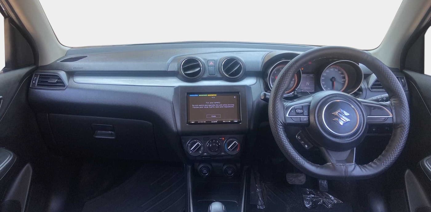 2021 Maruti Swift VXI AMT, Petrol, Automatic, 10,668 km, Dashboard