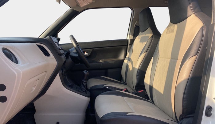 2022 Maruti New Wagon-R VXI 1.0, Petrol, Manual, 11,465 km, Right Side Front Door Cabin