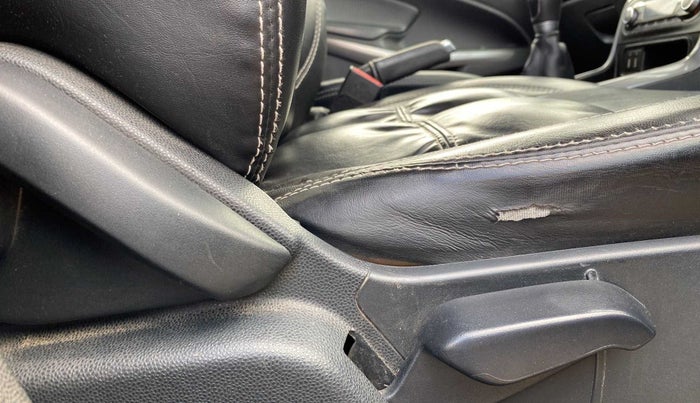 2019 Ford Ecosport TITANIUM 1.5L DIESEL, Diesel, Manual, 72,145 km, Driver Side Adjustment Panel