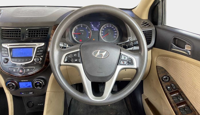 2012 Hyundai Verna FLUIDIC 1.6 CRDI EX, Diesel, Manual, 96,687 km, Steering Wheel Close Up