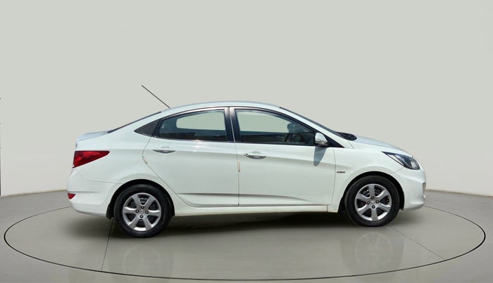 2012 Hyundai Verna FLUIDIC 1.6 CRDI EX, Diesel, Manual, 96,687 km, Right Side View
