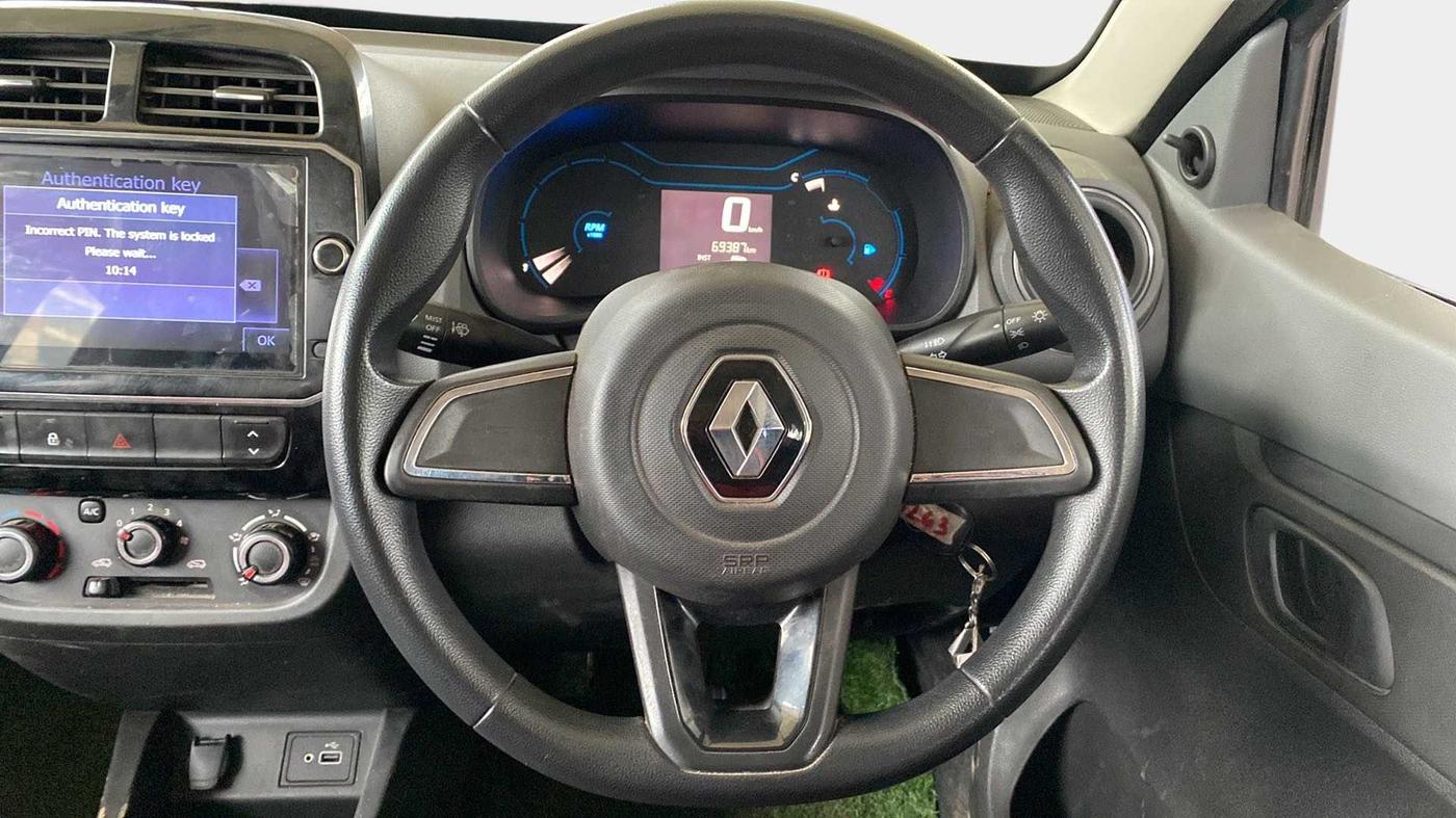 2020 Renault Kwid RXT 1.0 (O), Petrol, Manual, 69,355 km, Steering Wheel Close Up