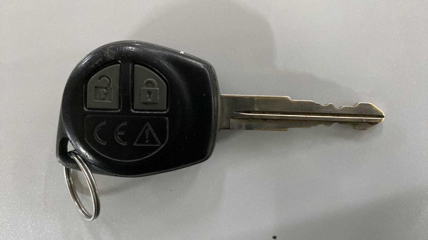2018 Maruti Ciaz DELTA 1.4 MT PETROL, Petrol, Manual, 42,129 km, Key Close Up