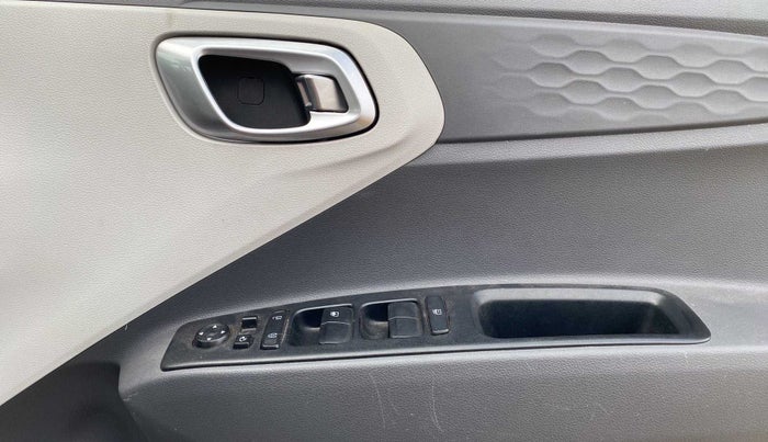 2021 Hyundai GRAND I10 NIOS SPORTZ 1.2 KAPPA VTVT, Petrol, Manual, 22,473 km, Driver Side Door Panels Control