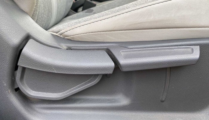 2021 Hyundai GRAND I10 NIOS SPORTZ 1.2 KAPPA VTVT, Petrol, Manual, 22,473 km, Driver Side Adjustment Panel