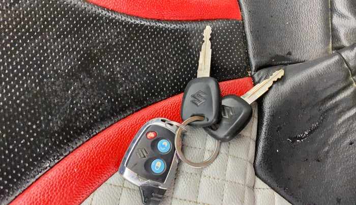 2018 Maruti Alto 800 LXI, Petrol, Manual, 37,168 km, Key Close Up