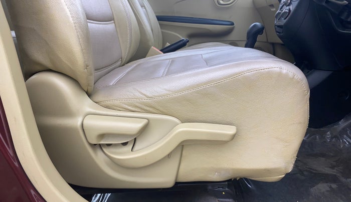 2015 Honda Amaze 1.2L I-VTEC S AT, Petrol, Automatic, 54,637 km, Driver Side Adjustment Panel