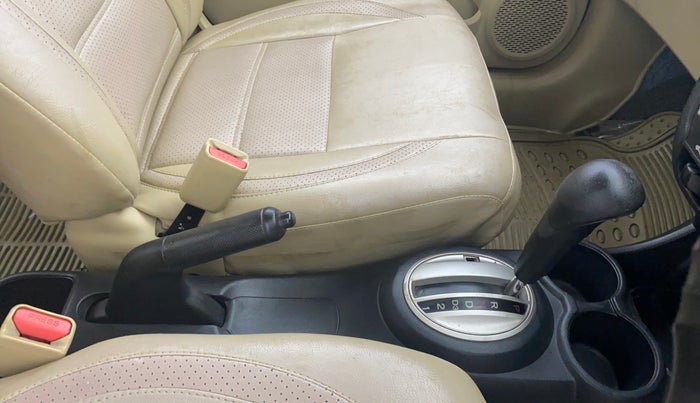2015 Honda Amaze 1.2L I-VTEC S AT, Petrol, Automatic, 54,637 km, Gear Lever