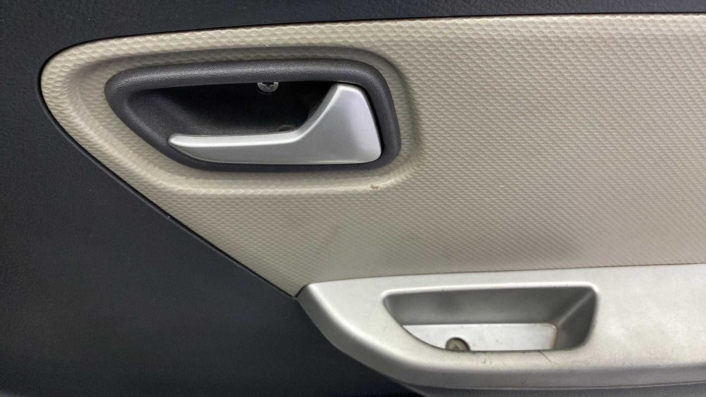 2018 Maruti Alto K10 VXI, Petrol, Manual, 73,795 km, Driver Side Door Panels Control