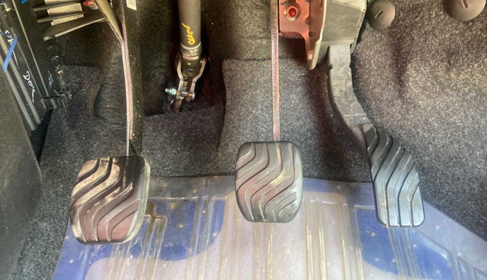 2019 Renault Kwid RXT 1.0 (O), Petrol, Manual, 11,341 km, Pedals