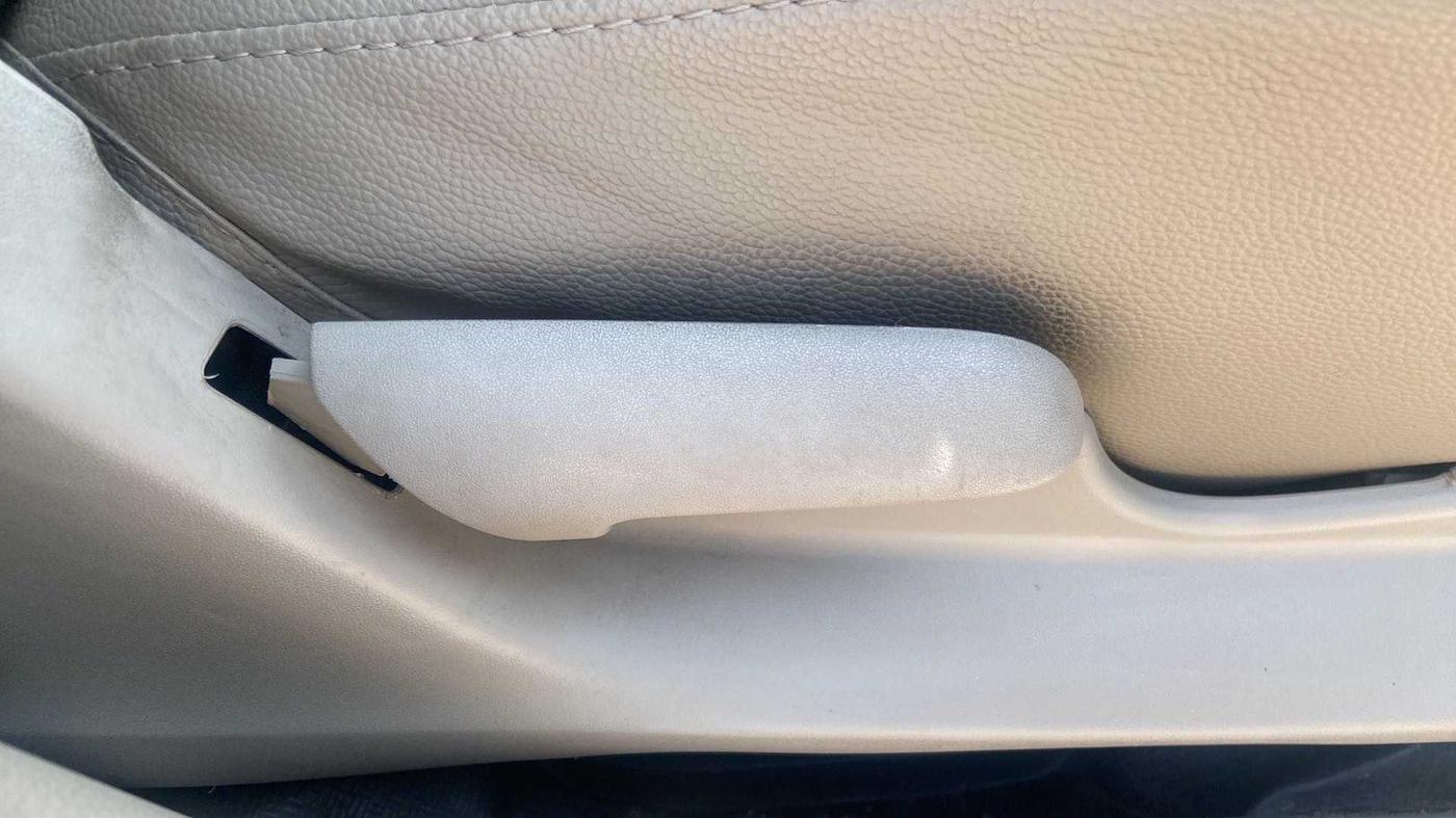 2019 Maruti Celerio ZXI AMT, Petrol, Automatic, 26,878 km, Driver Side Adjustment Panel