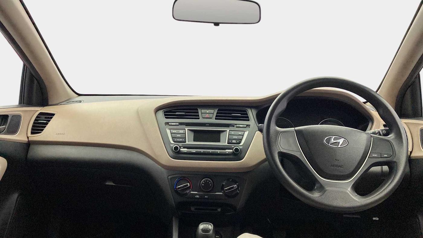 2017 Hyundai Elite i20 MAGNA EXECUTIVE 1.2, Petrol, Manual, 76,542 km, Dashboard