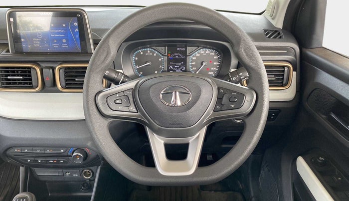 2023 Tata PUNCH ACCOMPLISHED DAZZLE PACK MT, Petrol, Manual, 2,658 km, Steering Wheel Close Up