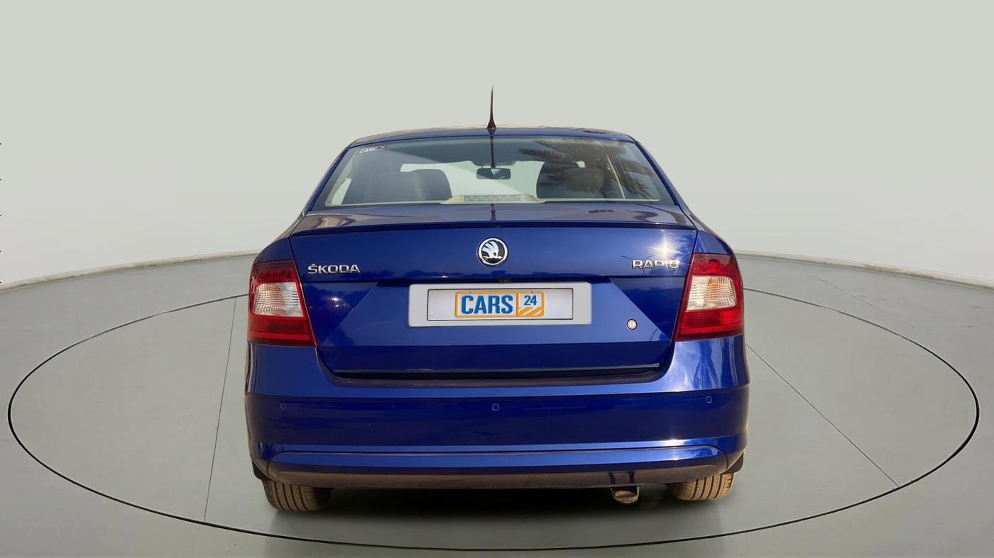 2019 Skoda Rapid AMBITION 1.6 MPI AT, Petrol, Automatic, 17,001 km, Back/Rear