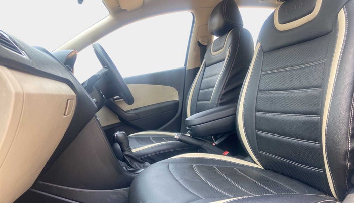 2019 Skoda Rapid AMBITION 1.6 MPI AT, Petrol, Automatic, 17,001 km, Right Side Front Door Cabin