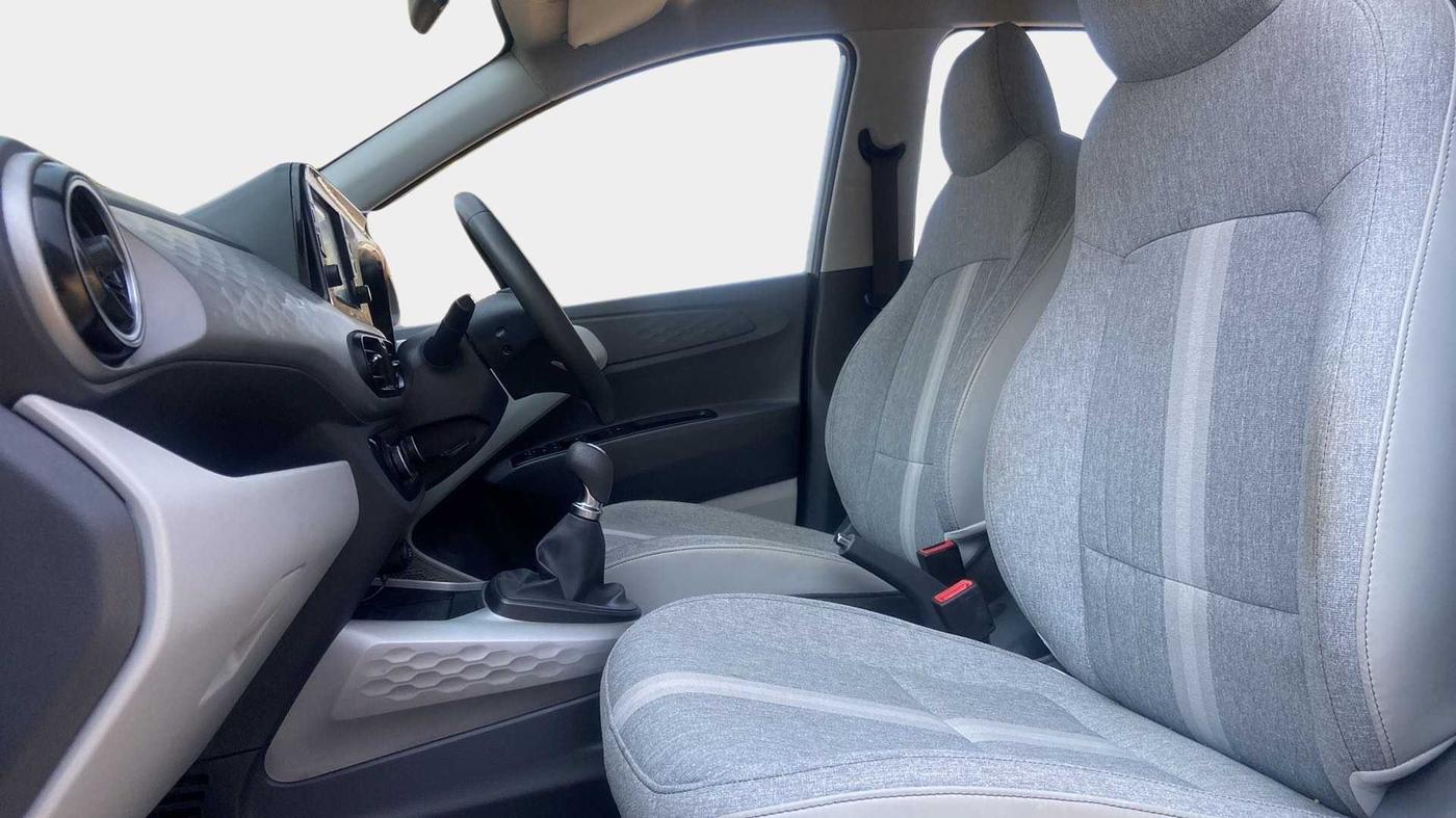 2021 Hyundai GRAND I10 NIOS ASTA 1.2 KAPPA VTVT, Petrol, Manual, 5,218 km, Right Side Front Door Cabin