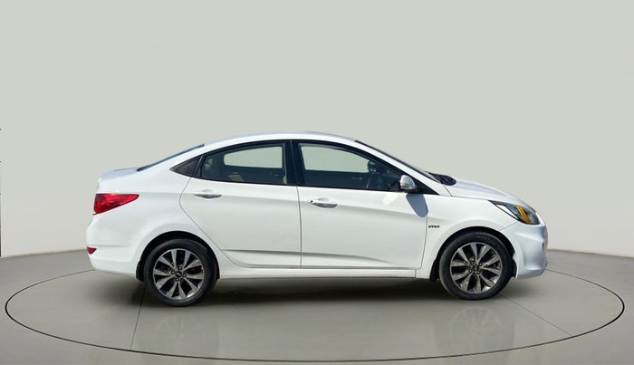 2013 Hyundai Verna FLUIDIC 1.6 VTVT SX, Petrol, Manual, 70,137 km, Right Side View