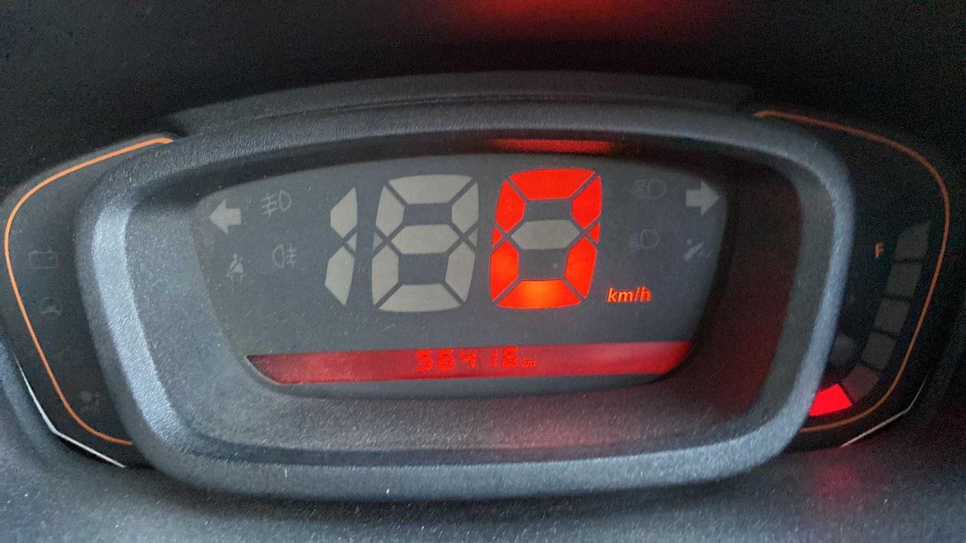 2017 Renault Kwid CLIMBER 1.0, Petrol, Manual, 56,393 km, Odometer Image