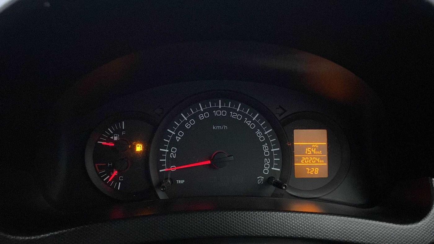 2017 Maruti Swift LXI (O), Petrol, Manual, 20,187 km, Odometer Image