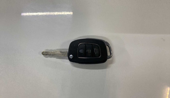 2023 Hyundai GRAND I10 NIOS MAGNA 1.2 KAPPA VTVT, Petrol, Manual, 7,760 km, Key Close Up