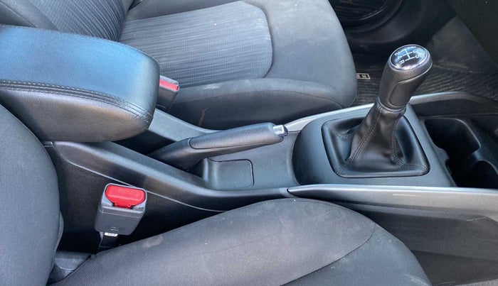 2022 Maruti Baleno ZETA PETROL 1.2, Petrol, Manual, 21,107 km, Gear Lever