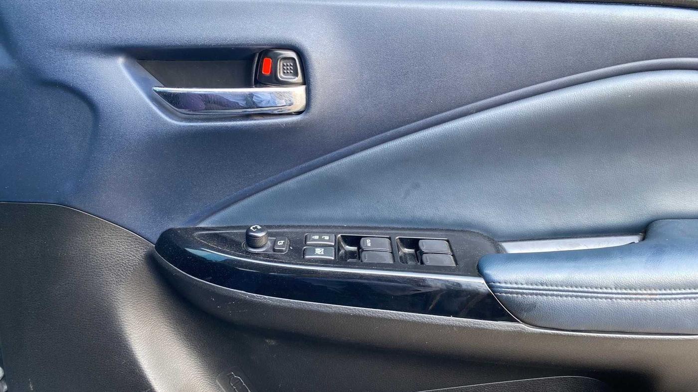 2022 Maruti Baleno ZETA PETROL 1.2, Petrol, Manual, 21,107 km, Driver Side Door Panels Control