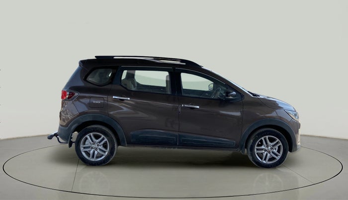 2022 Renault TRIBER RXZ, Petrol, Manual, 29,759 km, Right Side View