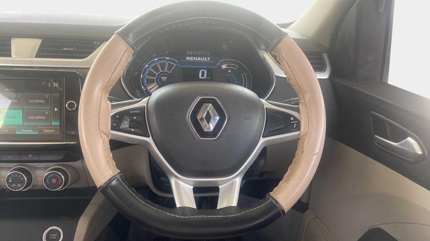 2022 Renault TRIBER RXZ, Petrol, Manual, 29,759 km, Steering Wheel Close Up