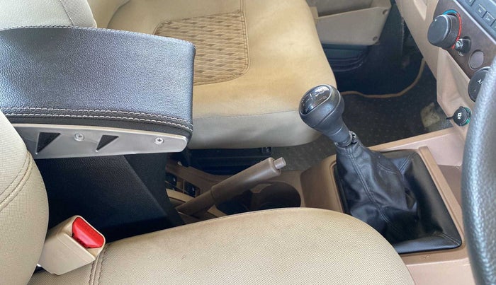 2022 Mahindra Bolero B6 (O), Diesel, Manual, 14,681 km, Gear Lever