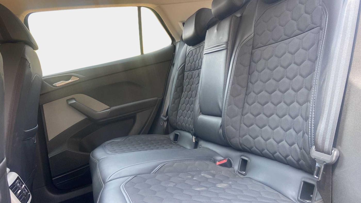 2022 Skoda KUSHAQ AMBITION 1.0L TSI AT, Petrol, Automatic, 4,471 km, Right Side Rear Door Cabin