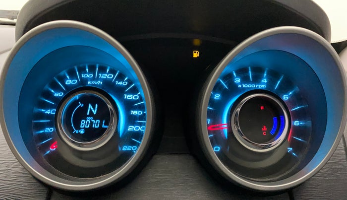 2017 Mahindra XUV500 W10 AWD AT, Diesel, Automatic, 80,700 km, Odometer Image