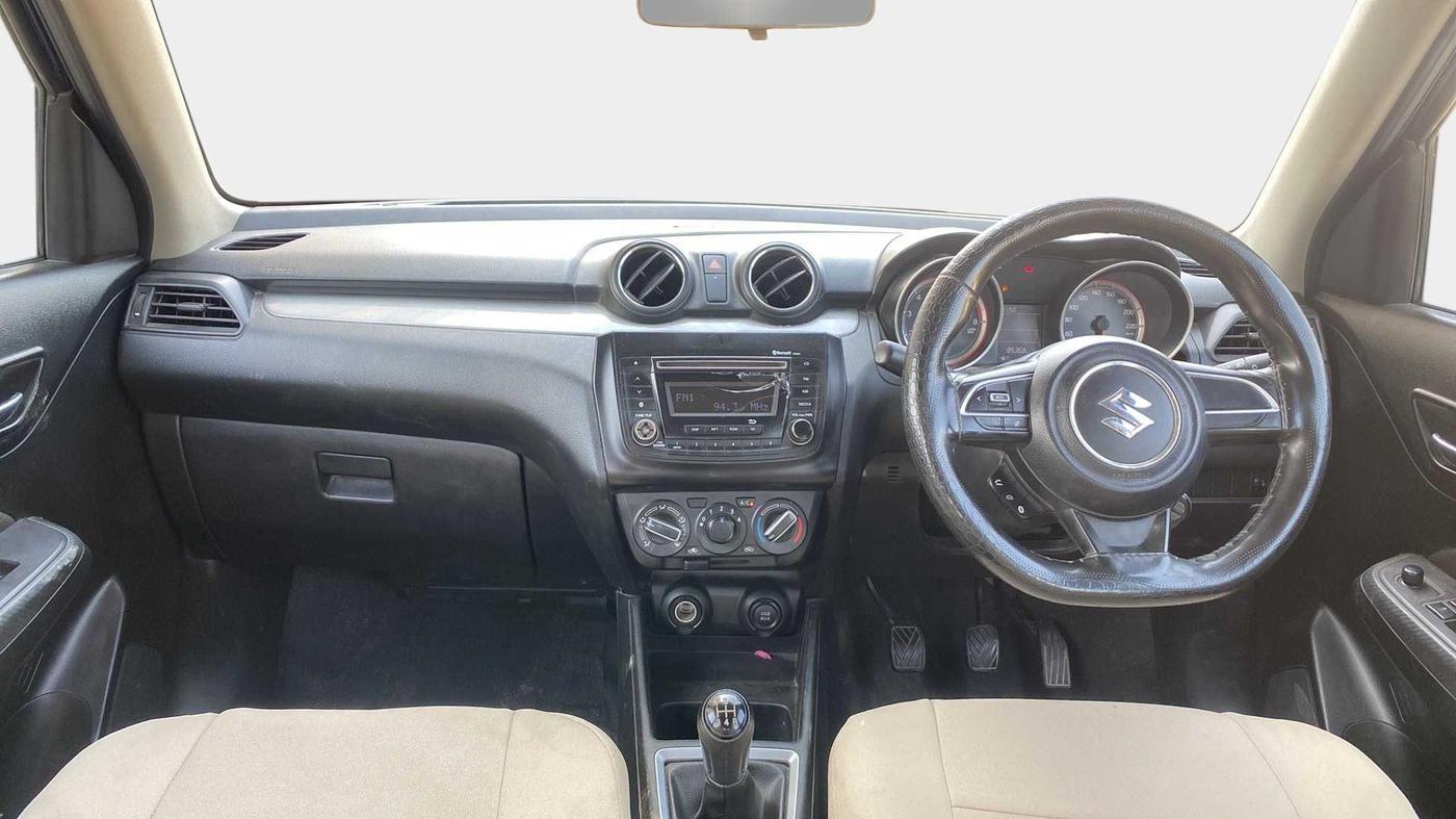 2018 Maruti Swift VXI, Petrol, Manual, 85,364 km, Dashboard