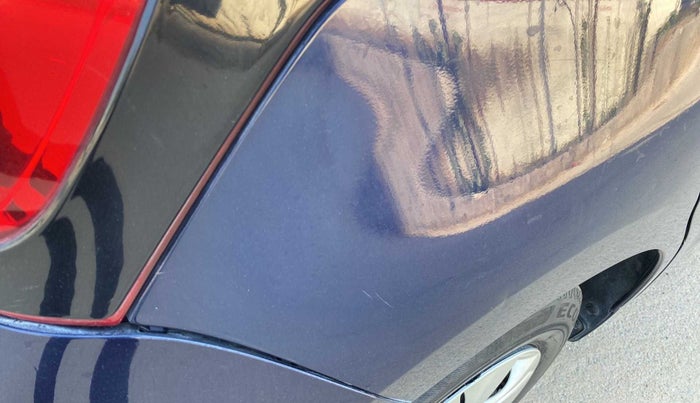 2018 Maruti Swift VXI, Petrol, Manual, 85,364 km, Right quarter panel - Minor scratches