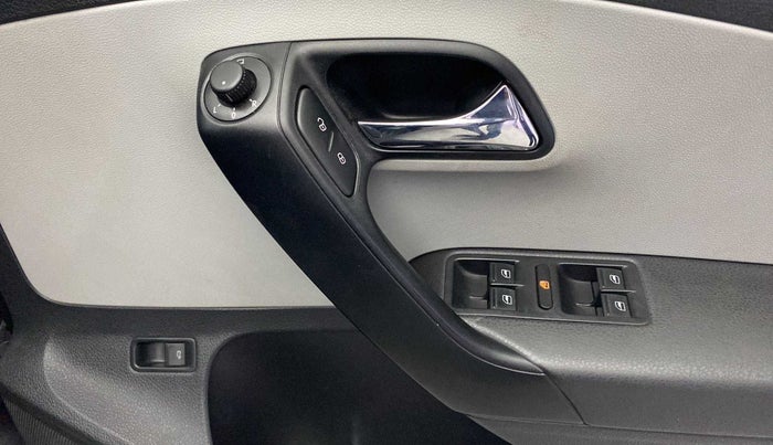 2021 Skoda Rapid AMBITION AT TSI, Petrol, Automatic, 63,777 km, Driver Side Door Panels Control