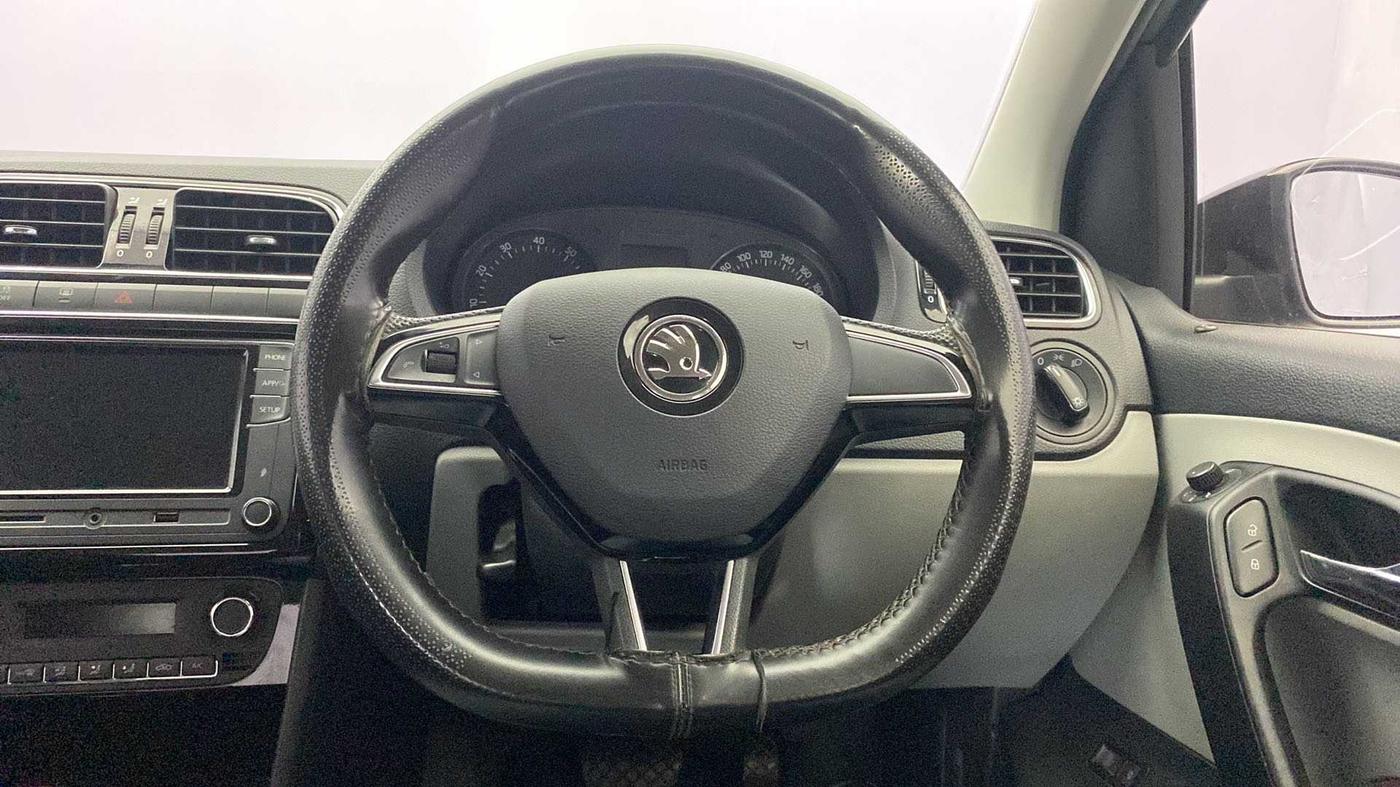 2021 Skoda Rapid AMBITION AT TSI, Petrol, Automatic, 63,777 km, Steering Wheel Close Up