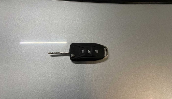 2019 Tata Tiago XT PETROL, Petrol, Manual, 20,973 km, Key Close Up