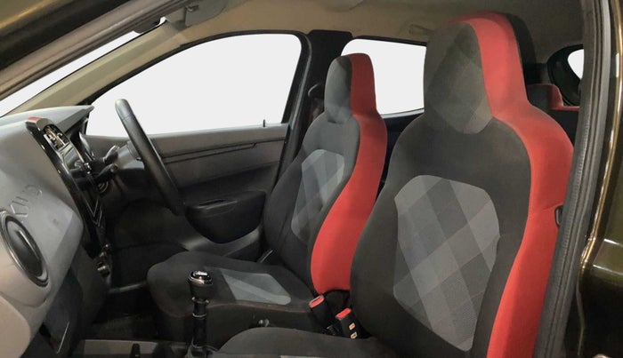 2021 Renault Kwid RXT 1.0 (O), Petrol, Manual, 27,327 km, Right Side Front Door Cabin