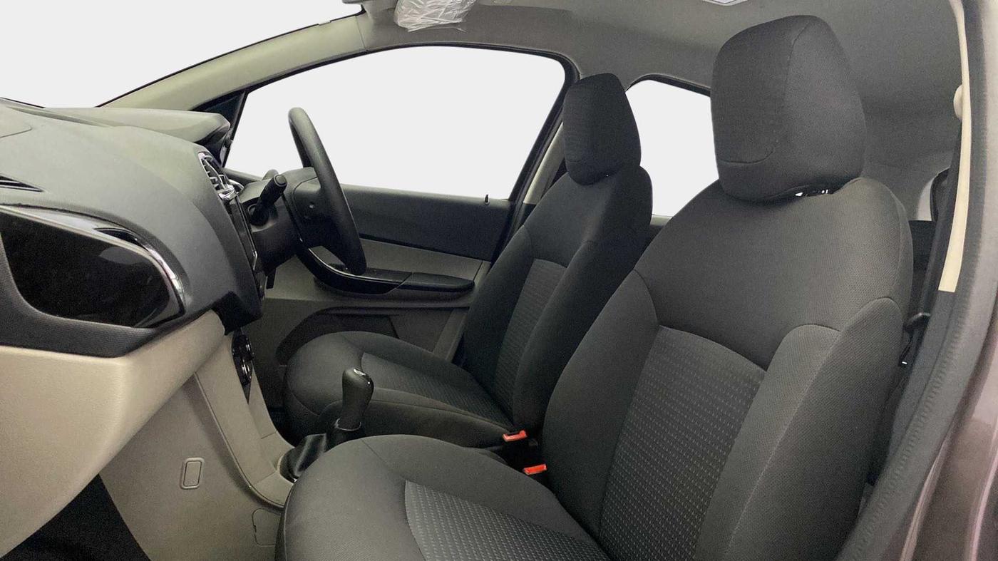 2019 Tata Tiago XZ PLUS PETROL, Petrol, Manual, 24,908 km, Right Side Front Door Cabin