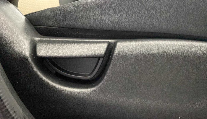2021 Hyundai NEW SANTRO ASTA MT, Petrol, Manual, 14,763 km, Driver Side Adjustment Panel
