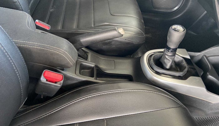 2019 Honda WR-V 1.2L I-VTEC VX MT, Petrol, Manual, 53,948 km, Gear Lever