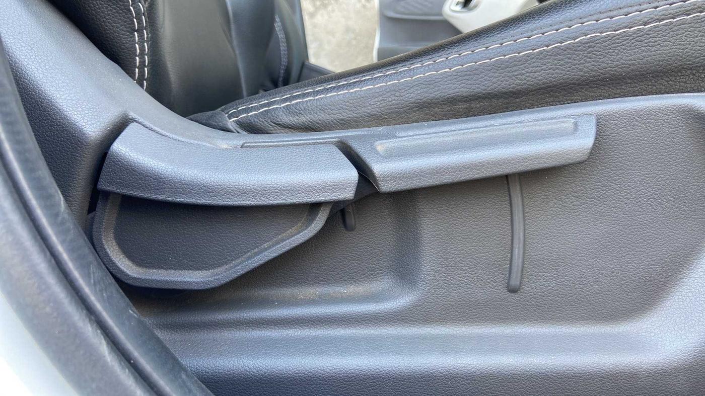 2019 Hyundai GRAND I10 NIOS SPORTZ AMT 1.2 KAPPA VTVT, Petrol, Automatic, 70,912 km, Driver Side Adjustment Panel