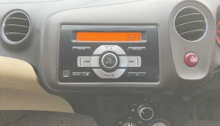 2012 Honda Brio V MT, Petrol, Manual, 56,896 km, Air Conditioner