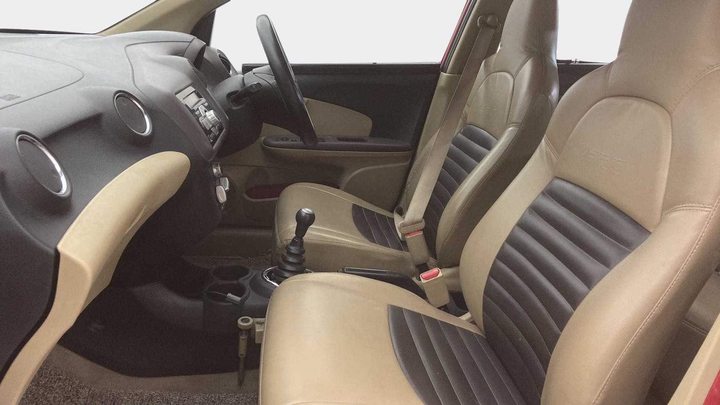 2012 Honda Brio V MT, Petrol, Manual, 56,896 km, Right Side Front Door Cabin