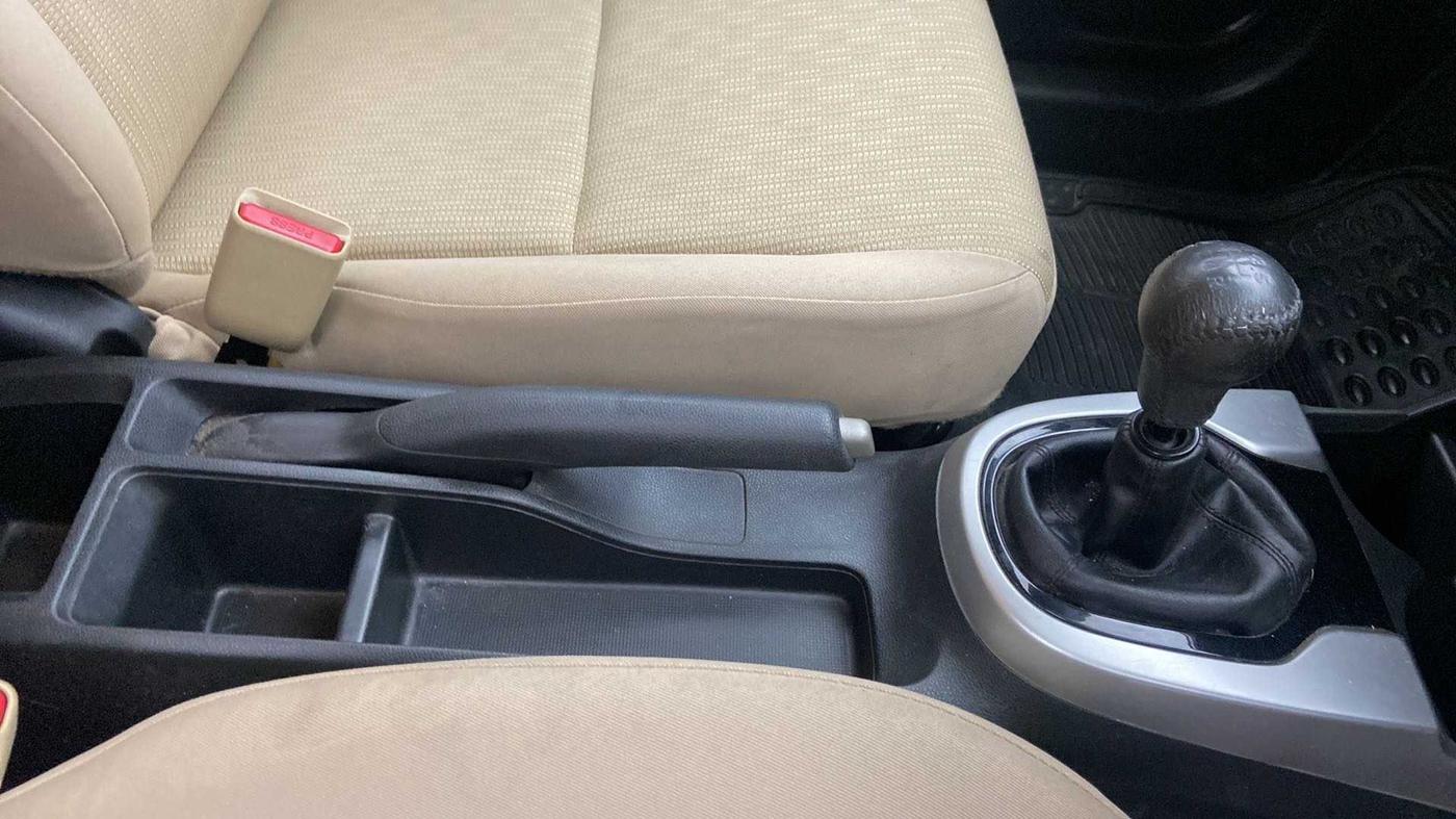 2017 Honda Jazz 1.2L I-VTEC V, Petrol, Manual, 57,340 km, Gear Lever
