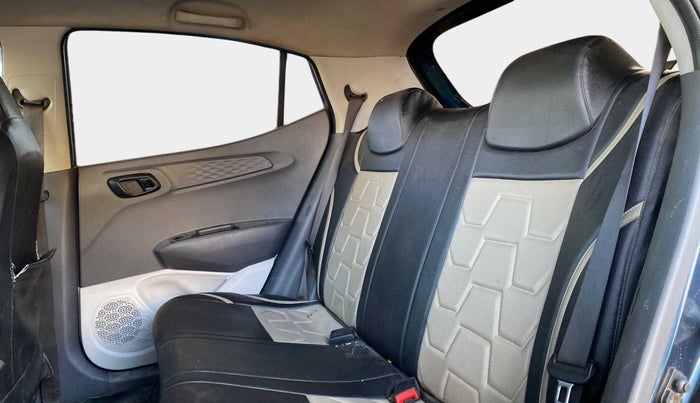 2020 Hyundai GRAND I10 NIOS MAGNA CORPORATE EDITION 1.2 KAPPA VTVT, Petrol, Manual, 58,733 km, Right Side Rear Door Cabin