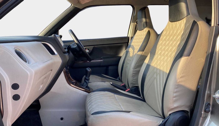 2020 Maruti New Wagon-R ZXI 1.2, Petrol, Manual, 28,261 km, Right Side Front Door Cabin
