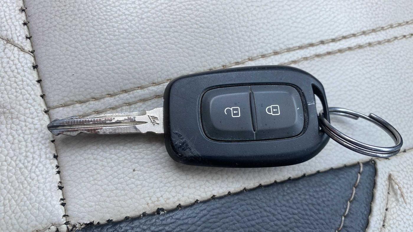 2021 Nissan MAGNITE XL, Petrol, Manual, 21,321 km, Key Close Up